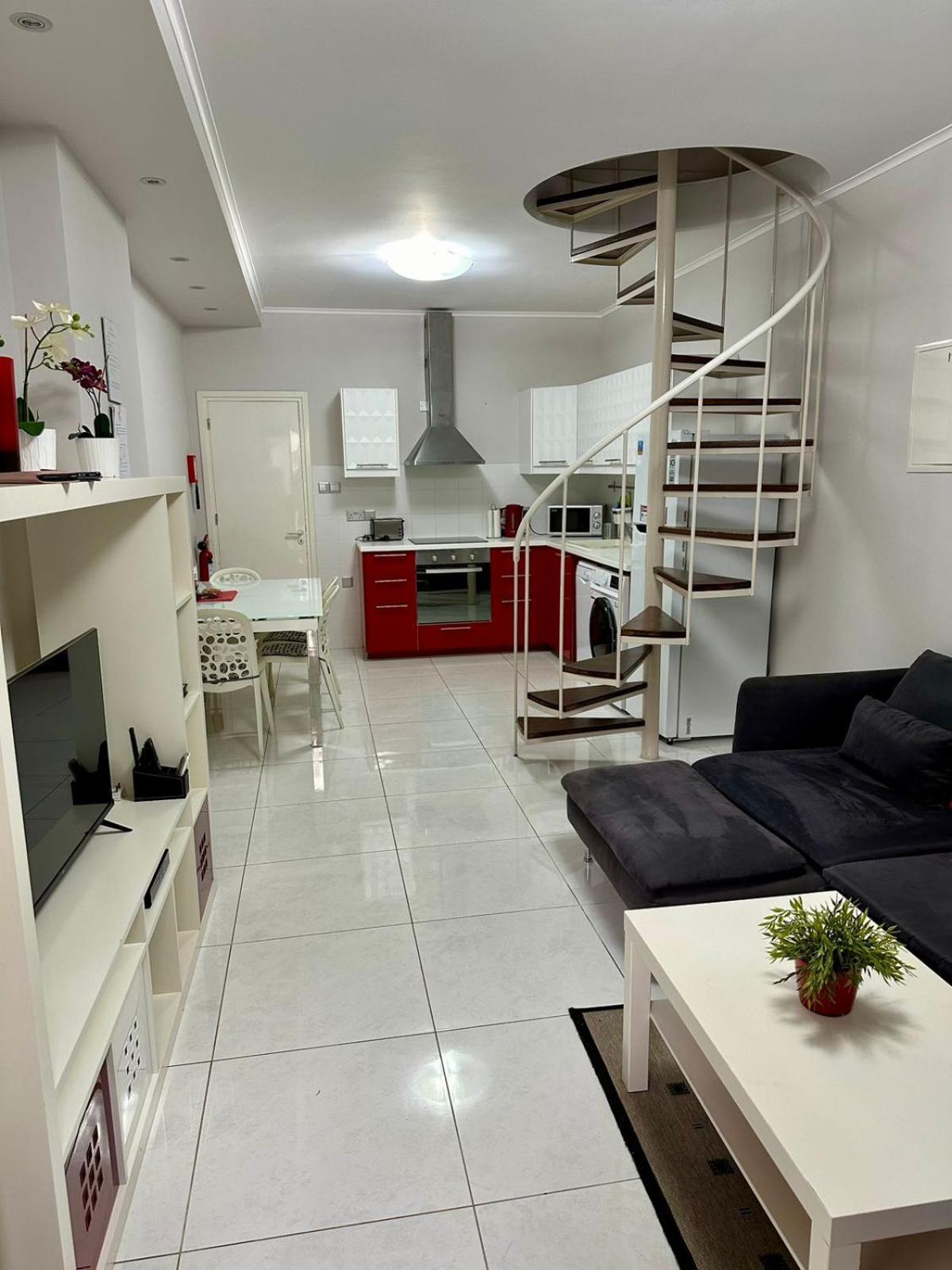 Galatex Beach Apartment Limassol Bagian luar foto