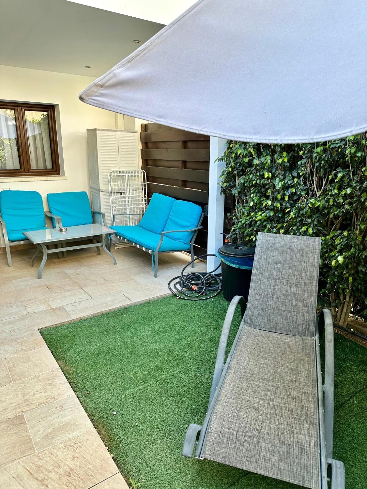 Galatex Beach Apartment Limassol Bagian luar foto