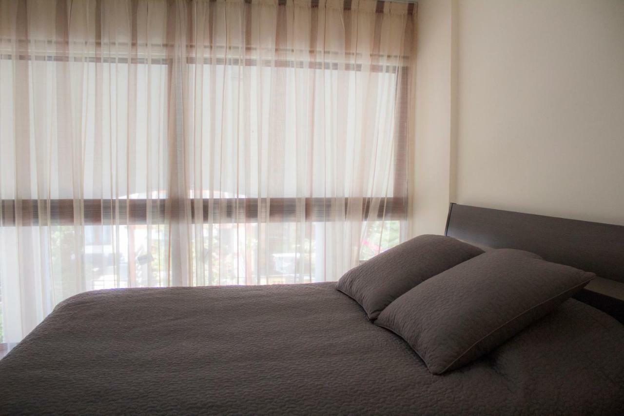 Galatex Beach Apartment Limassol Bagian luar foto